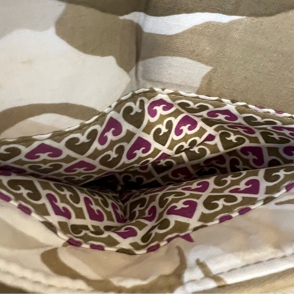 New VERA BRADLEY Portobello Road Tech Tote Crossbody Green Purple Floral 2012 - Picture 8 of 14